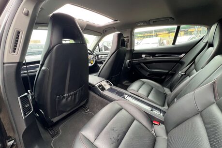 Porsche Panamera 3.0D V6 Hatchback 5dr Diesel TiptronicS Euro 5 (s/s) (300 ps) 34