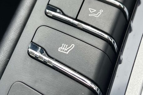 Porsche Panamera 3.0D V6 Hatchback 5dr Diesel TiptronicS Euro 5 (s/s) (300 ps) 52