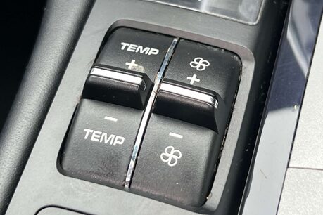 Porsche Panamera 3.0D V6 Hatchback 5dr Diesel TiptronicS Euro 5 (s/s) (300 ps) 54
