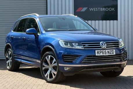 Volkswagen Touareg 3.0 TDI V6 BlueMotion Tech R-Line SUV 5dr Diesel Tiptronic 4WD Euro 6 (s/s)
