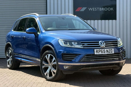 Volkswagen Touareg 3.0 TDI V6 BlueMotion Tech R-Line SUV 5dr Diesel Tiptronic 4WD Euro 6 (s/s) 70