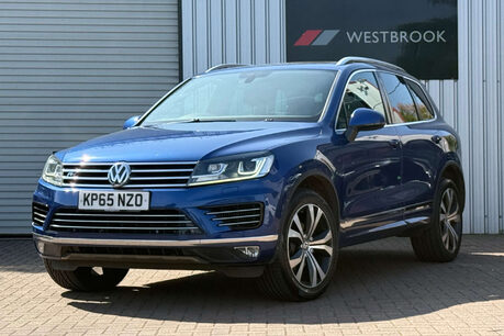 Volkswagen Touareg 3.0 TDI V6 BlueMotion Tech R-Line SUV 5dr Diesel Tiptronic 4WD Euro 6 (s/s) 37