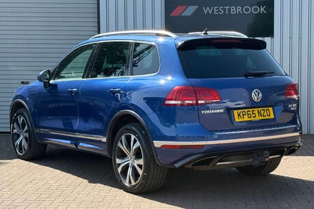 Volkswagen Touareg 3.0 TDI V6 BlueMotion Tech R-Line SUV 5dr Diesel Tiptronic 4WD Euro 6 (s/s) 51