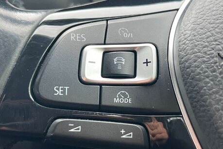 Volkswagen Golf 1.6 TDI BlueMotion Tech Match Hatchback 5dr Diesel Manual Euro 5 (s/s) (105 41