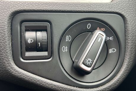 Volkswagen Golf 1.6 TDI BlueMotion Tech Match Hatchback 5dr Diesel Manual Euro 5 (s/s) (105 49