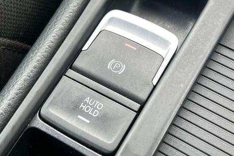 Volkswagen Golf 1.6 TDI BlueMotion Tech Match Hatchback 5dr Diesel Manual Euro 5 (s/s) (105 28