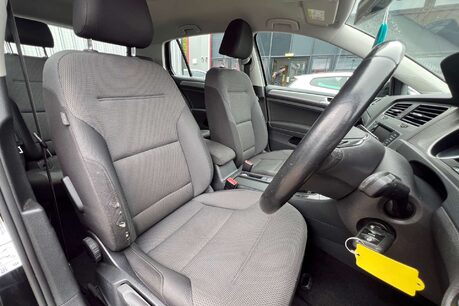 Volkswagen Golf 1.6 TDI BlueMotion Tech Match Hatchback 5dr Diesel Manual Euro 5 (s/s) (105 17