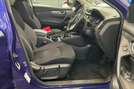 Nissan Qashqai 1.5 dCi N-Connecta SUV 5dr Diesel Manual Euro 6 (s/s) (115 ps) 7