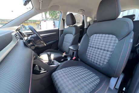 MG ZS 1.5 VTi-TECH Excite SUV 5dr Petrol Manual Euro 6 (s/s) (106 ps) 30