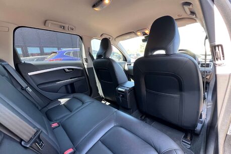 Volvo V70 2.0 D4 SE Lux Estate 5dr Diesel Manual Euro 6 (s/s) (181 ps) 33