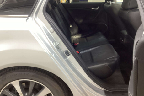 Honda Accord 2.2 i-DTEC EX Tourer 5dr Diesel Auto Euro 5 (150 ps) 10
