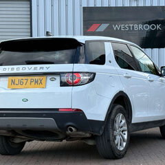 Land Rover Discovery Sport 2.0 TD4 SE SUV 5dr Diesel Manual 4WD Euro 6 (s/s) (180 ps) 6