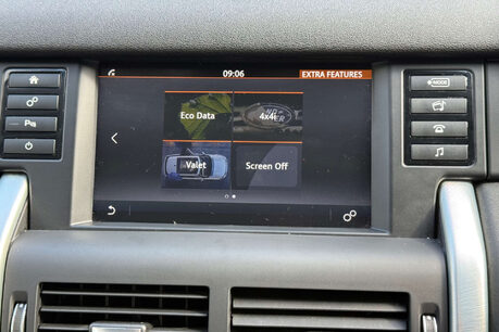 Land Rover Discovery Sport 2.0 TD4 SE SUV 5dr Diesel Manual 4WD Euro 6 (s/s) (180 ps) 16