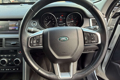 Land Rover Discovery Sport 2.0 TD4 SE SUV 5dr Diesel Manual 4WD Euro 6 (s/s) (180 ps) 11
