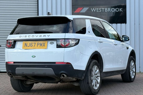 Land Rover Discovery Sport 2.0 TD4 SE SUV 5dr Diesel Manual 4WD Euro 6 (s/s) (180 ps) 33