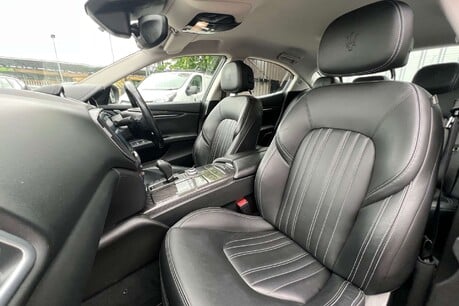 Maserati Ghibli 3.0D V6 Saloon 4dr Diesel ZF Euro 5 (s/s) (275 ps) 34