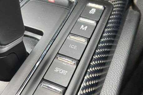 Maserati Ghibli 3.0D V6 Saloon 4dr Diesel ZF Euro 5 (s/s) (275 ps) 43