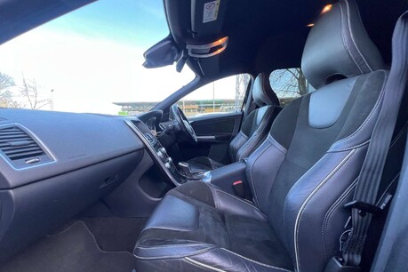 Volvo XC60 2.4 D5 R-Design Nav Geartronic AWD Euro 5 5dr 28
