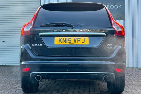 Volvo XC60 2.4 D5 R-Design Nav Geartronic AWD Euro 5 5dr 3