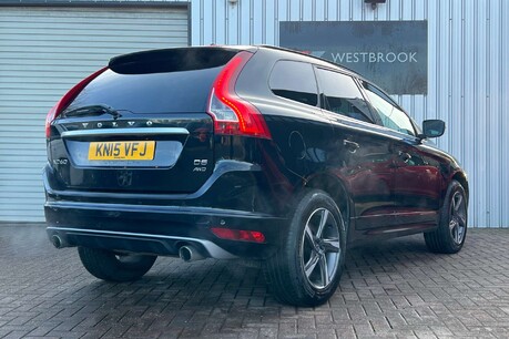Volvo XC60 2.4 D5 R-Design Nav Geartronic AWD Euro 5 5dr 8