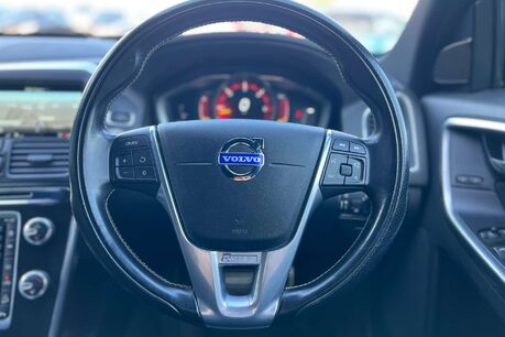 Volvo XC60 2.4 D5 R-Design Nav Geartronic AWD Euro 5 5dr 49