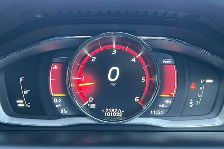 Volvo XC60 2.4 D5 R-Design Nav Geartronic AWD Euro 5 5dr 52