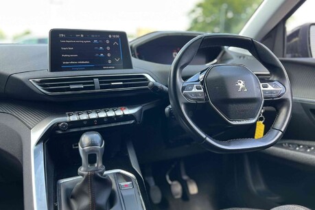 Peugeot 3008 1.2 PureTech Active Euro 6 (s/s) 5dr 8