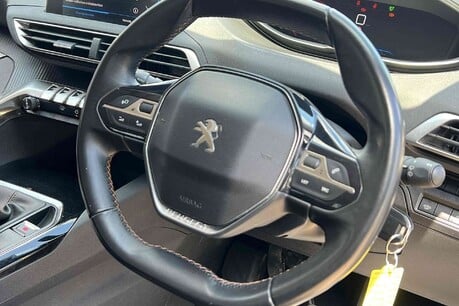 Peugeot 3008 1.2 PureTech Active Euro 6 (s/s) 5dr 11
