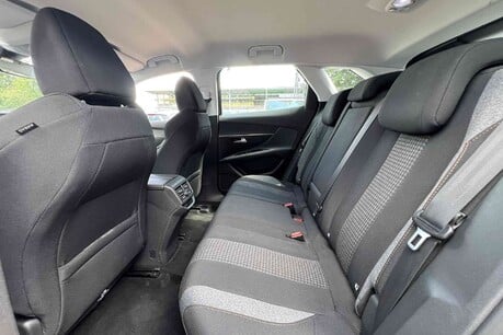Peugeot 3008 1.2 PureTech Active Euro 6 (s/s) 5dr 20