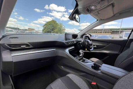 Peugeot 3008 1.2 PureTech Active Euro 6 (s/s) 5dr 24