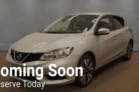 Nissan Pulsar 1.2 DIG-T N-Connecta Hatchback 5dr Petrol XTRON Euro 6 (s/s) (115 ps) 7
