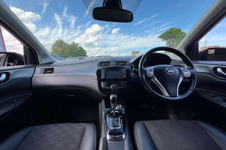 Nissan Pulsar 1.2 DIG-T N-Connecta Hatchback 5dr Petrol XTRON Euro 6 (s/s) (115 ps) 15