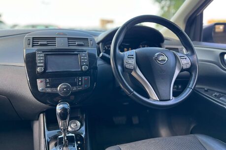 Nissan Pulsar 1.2 DIG-T N-Connecta Hatchback 5dr Petrol XTRON Euro 6 (s/s) (115 ps) 16
