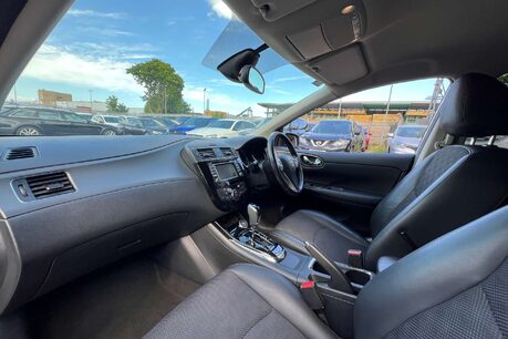 Nissan Pulsar 1.2 DIG-T N-Connecta Hatchback 5dr Petrol XTRON Euro 6 (s/s) (115 ps) 33