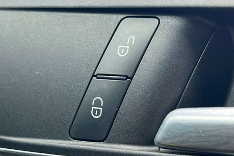 Mercedes-Benz B Class 2.1 B200d AMG Line (Executive) MPV 5dr Diesel 7G-DCT Euro 6 (s/s) (136 ps) 53
