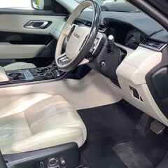 Land Rover Range Rover Velar 3.0 SD6 V6 R-Dynamic HSE SUV 5dr Diesel Auto 4WD Euro 6 (s/s) (300 ps) 7