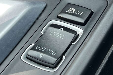 BMW 3 Series 2.0 330e 7.6kWh M Sport Saloon 4dr Petrol Plug-in Hybrid Auto Euro 6 (s/s)  36