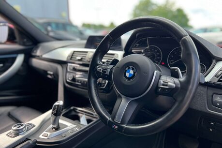 BMW 3 Series 2.0 330e 7.6kWh M Sport Saloon 4dr Petrol Plug-in Hybrid Auto Euro 6 (s/s)  17
