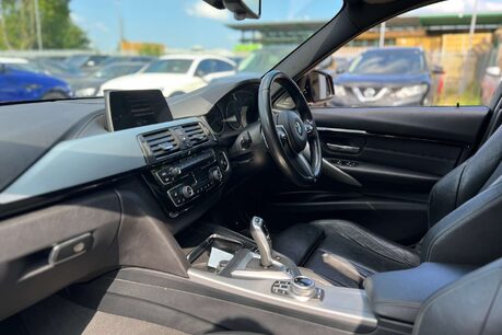 BMW 3 Series 2.0 330e 7.6kWh M Sport Saloon 4dr Petrol Plug-in Hybrid Auto Euro 6 (s/s)  30