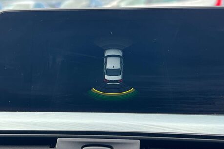 BMW 3 Series 2.0 330e 7.6kWh M Sport Saloon 4dr Petrol Plug-in Hybrid Auto Euro 6 (s/s)  47