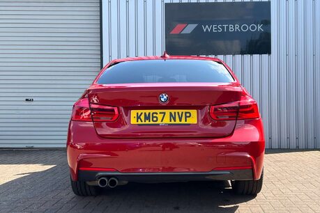 BMW 3 Series 2.0 330e 7.6kWh M Sport Saloon 4dr Petrol Plug-in Hybrid Auto Euro 6 (s/s)  9