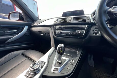 BMW 3 Series 2.0 330e 7.6kWh M Sport Saloon 4dr Petrol Plug-in Hybrid Auto Euro 6 (s/s)  31