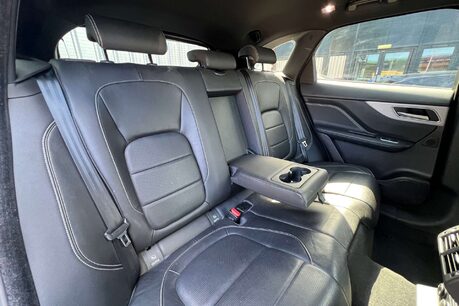 Jaguar F-Pace 2.0 D180 R-Sport SUV 5dr Diesel Auto Euro 6 (s/s) (180 ps) 21