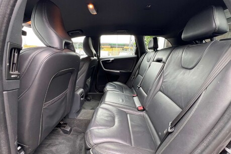 Volvo XC60 2.0 D4 R-Design Lux Nav SUV 5dr Diesel Auto Euro 6 (s/s) (190 ps) 30