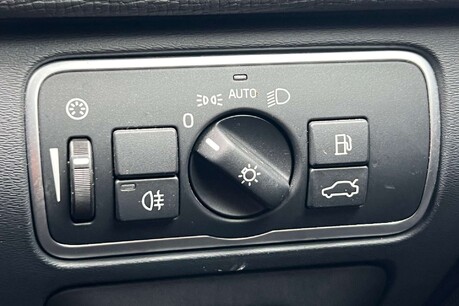 Volvo XC60 2.0 D4 R-Design Lux Nav SUV 5dr Diesel Auto Euro 6 (s/s) (190 ps) 60