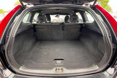 Volvo XC60 2.0 D4 R-Design Lux Nav SUV 5dr Diesel Auto Euro 6 (s/s) (190 ps) 66