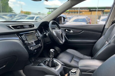 Nissan X-Trail 2.0 dCi Tekna SUV 5dr Diesel Manual 4WD Euro 6 (s/s) (177 ps) 32