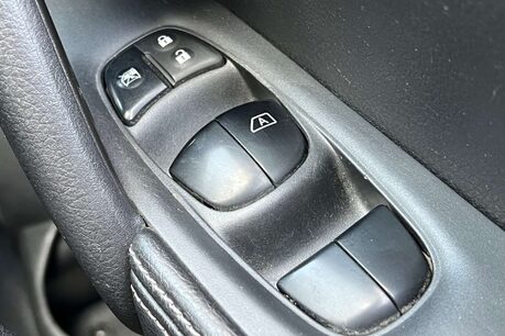 Nissan X-Trail 2.0 dCi Tekna SUV 5dr Diesel Manual 4WD Euro 6 (s/s) (177 ps) 59