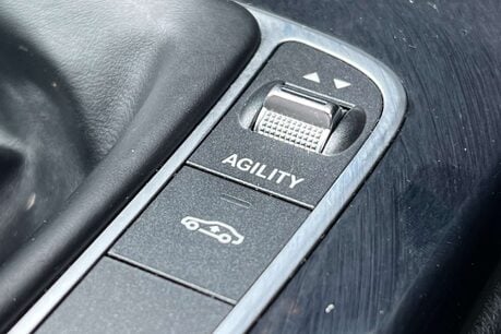 Mercedes-Benz C Class 2.1 C220 BlueTEC AMG Line Saloon 4dr Diesel Manual Euro 6 (s/s) (170 ps) 43