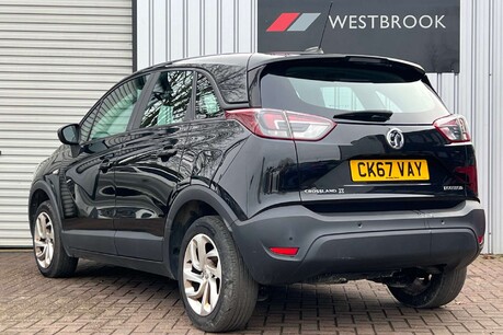 Vauxhall Crossland X 1.6 Turbo D ecoTEC SE Nav Euro 6 (s/s) 5dr 4